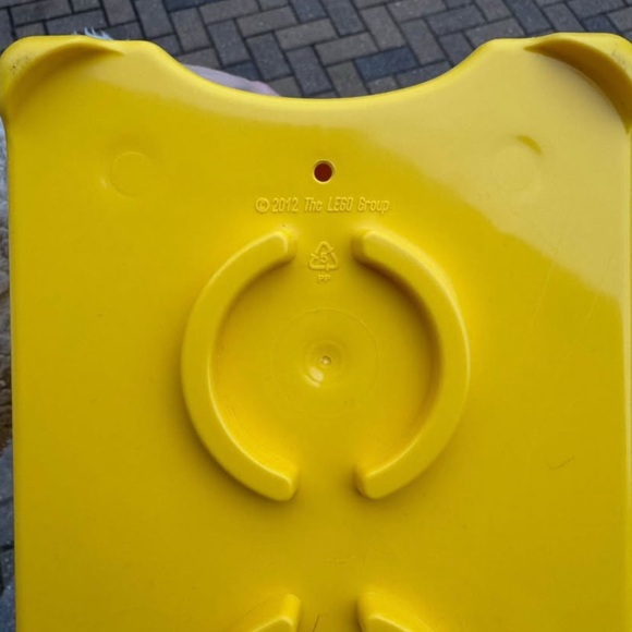 2012 Lego Container - Picture 3 of 3